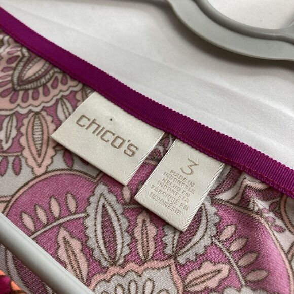 Chico's‎ Women's Pink Medallion Top Size 3 XL Bell Sleeves Regal Ornate Flowy - Picture 5 of 10